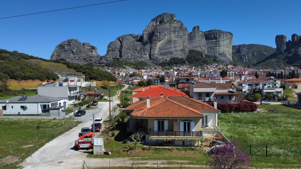Georgia'S Guesthouse Kalambaka Zewnętrze zdjęcie