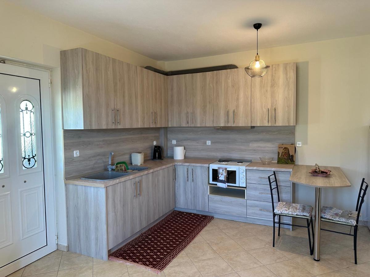 Georgia'S Guesthouse Kalambaka Zewnętrze zdjęcie